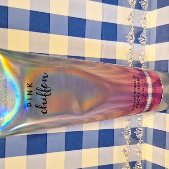 Bbw Pink Chiffon body cream - Picture 2 of 2